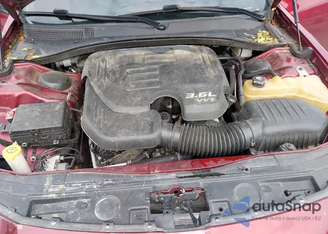 2019 Chrysler 300 300S z USA, uszkodzony, nr VIN 2C3CCABG5KH601217